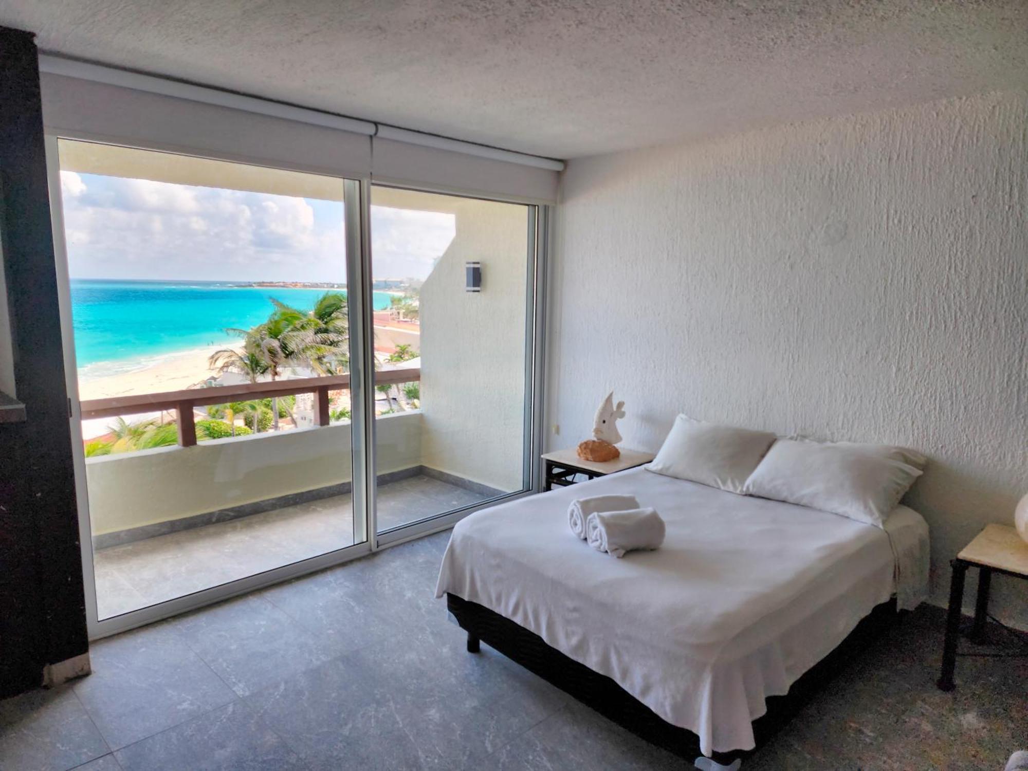 Rodero By Solymar Beach Front Condos In Hotel Zone Cancun Luaran gambar