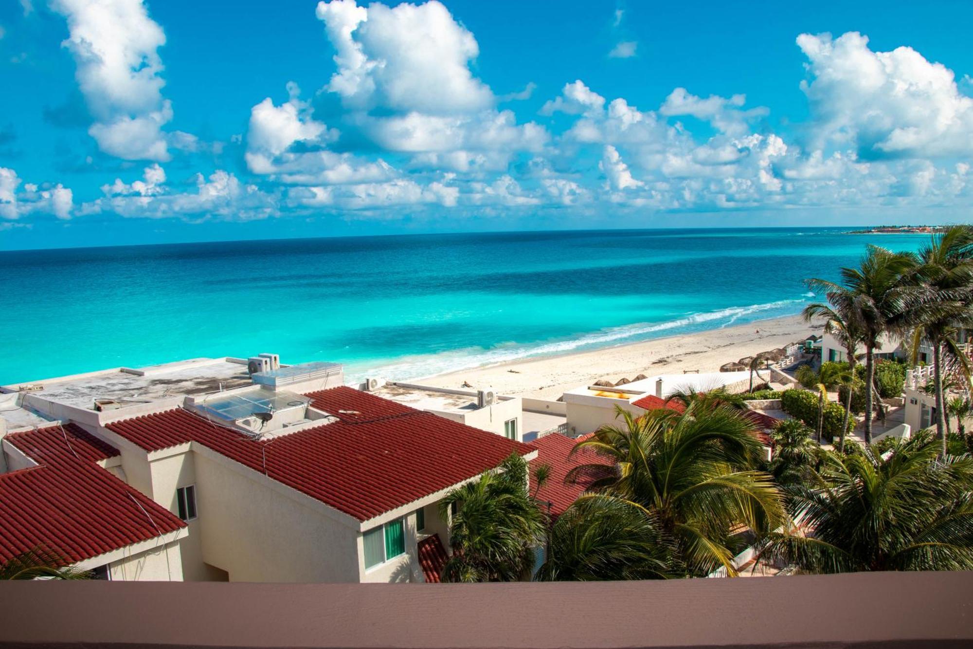 Rodero By Solymar Beach Front Condos In Hotel Zone Cancun Bilik gambar